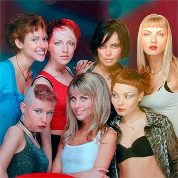 �������